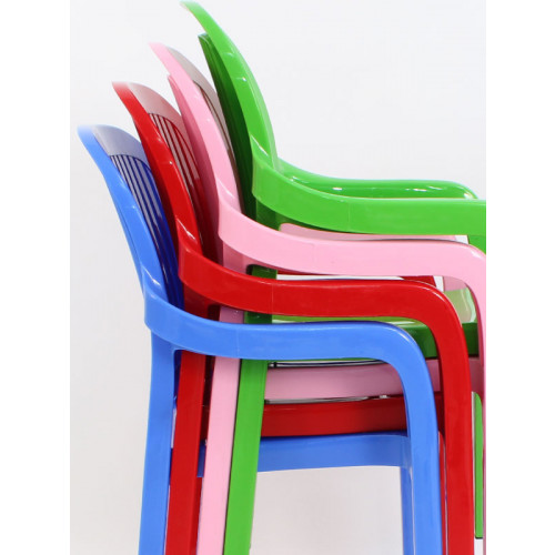 Plastik çocuk sandalyesi kırmızı