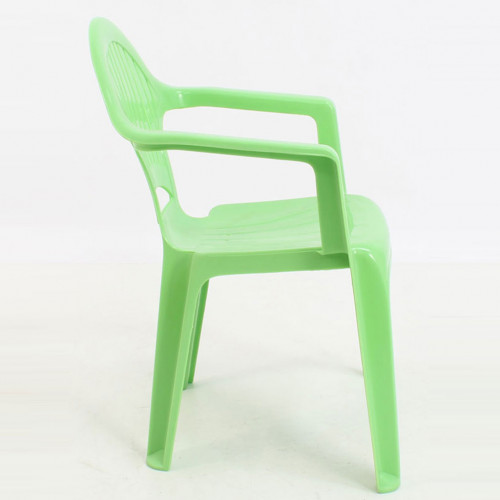 kollu plastik çocuk sandalyesi yeşil