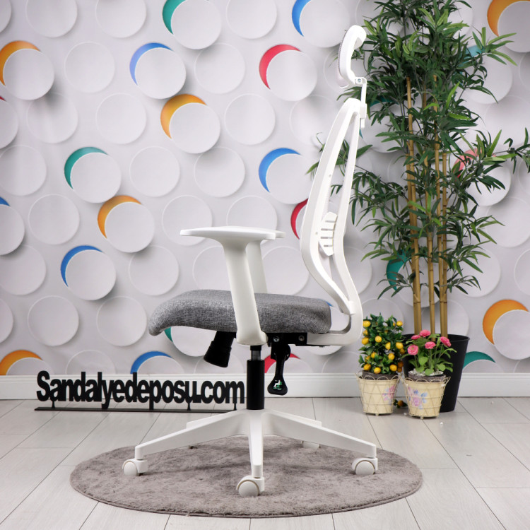 Tokyo Beyaz Ayaklı Sabit Kollu Müdür Koltuğu (Açık Gri Keten & File)